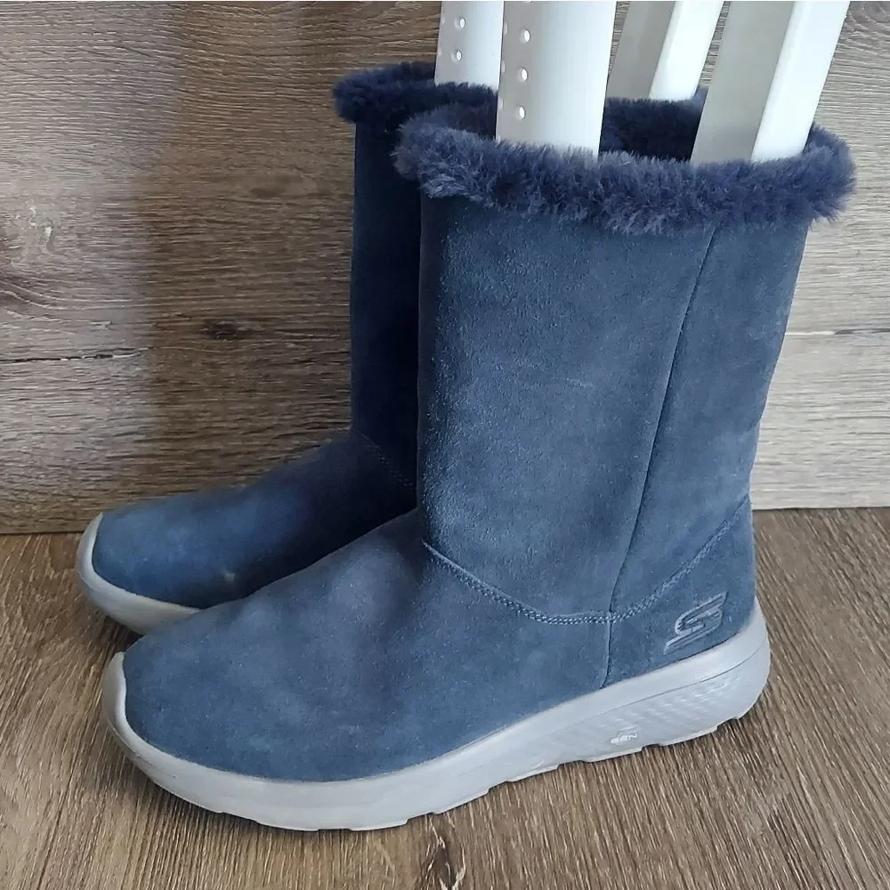 Skechers Goga Mat Comfort Navy Blue Suede Faux Fur Lined Winter Boots Size 10